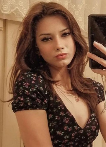 Sibel Başakşehir Escort Profil Resmi Sibel - Başakşehir VIP Escort Bayan Modeli - Gerçek Fotoğraflı İlan